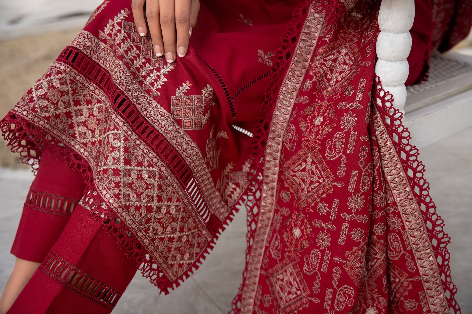 Threads & Weaves
