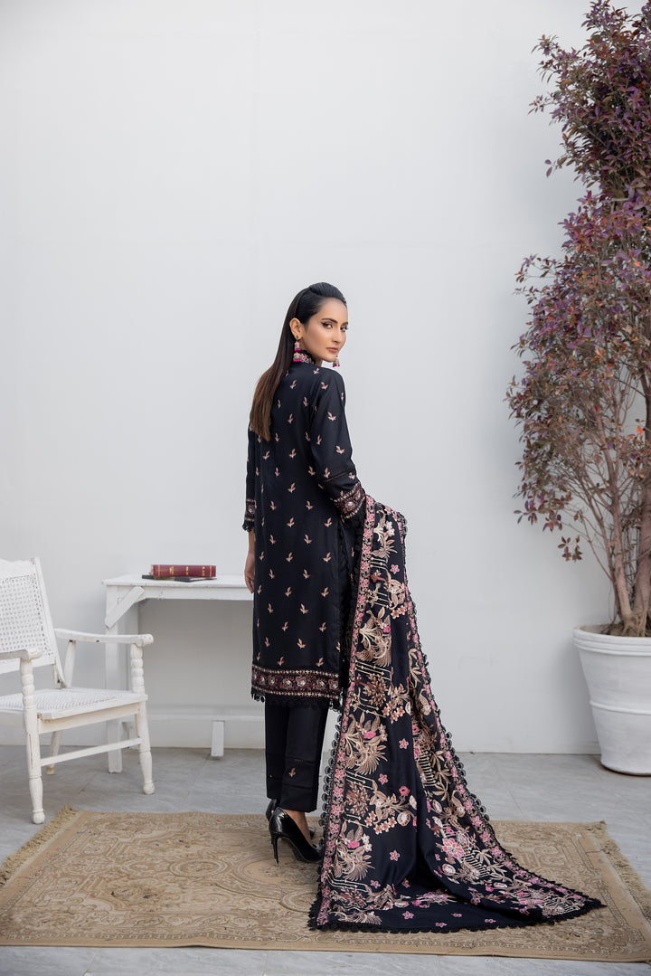 Threads & Weaves