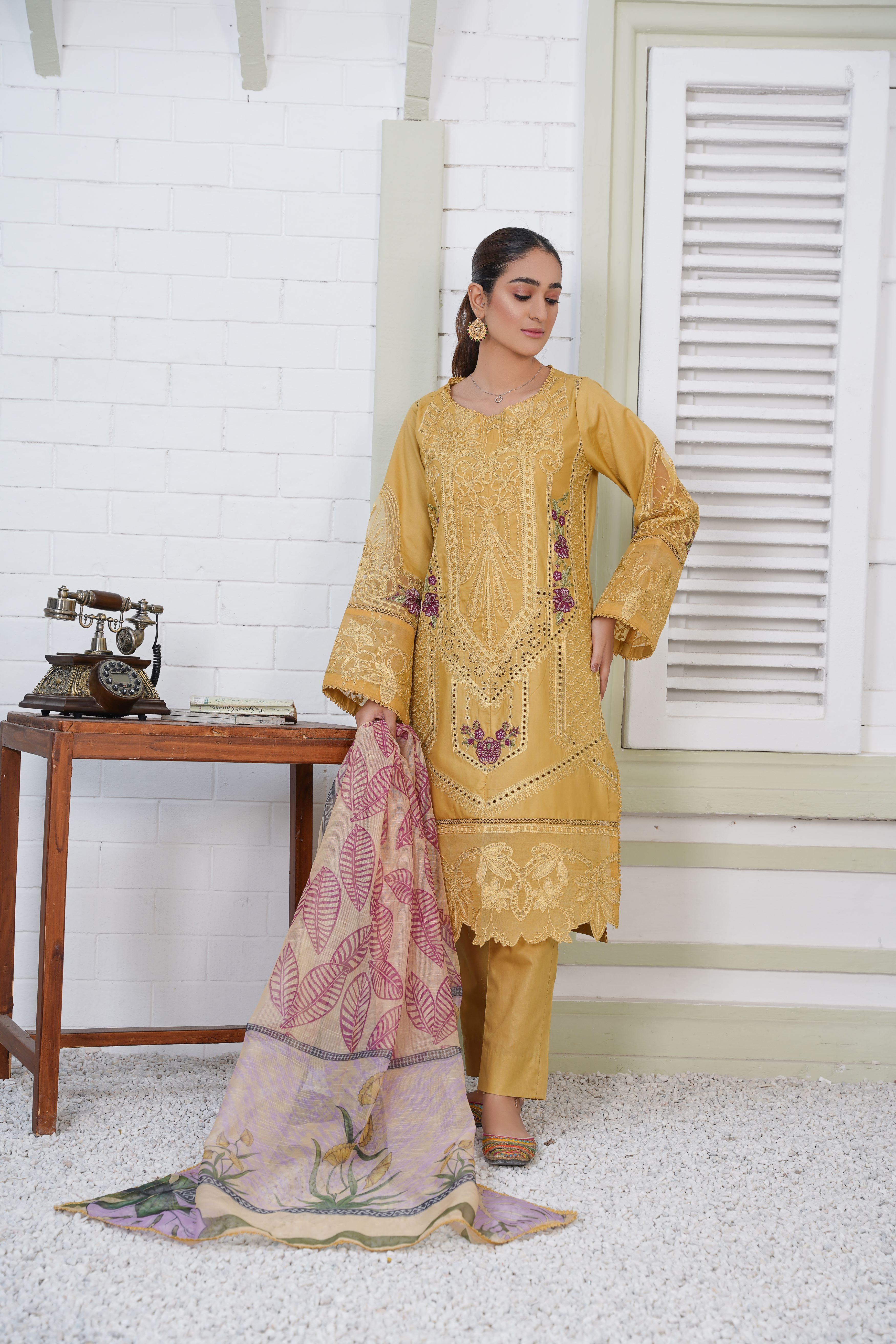 Pret embroidered chikankari 3-piece - ready to wear - Threads & Weaves