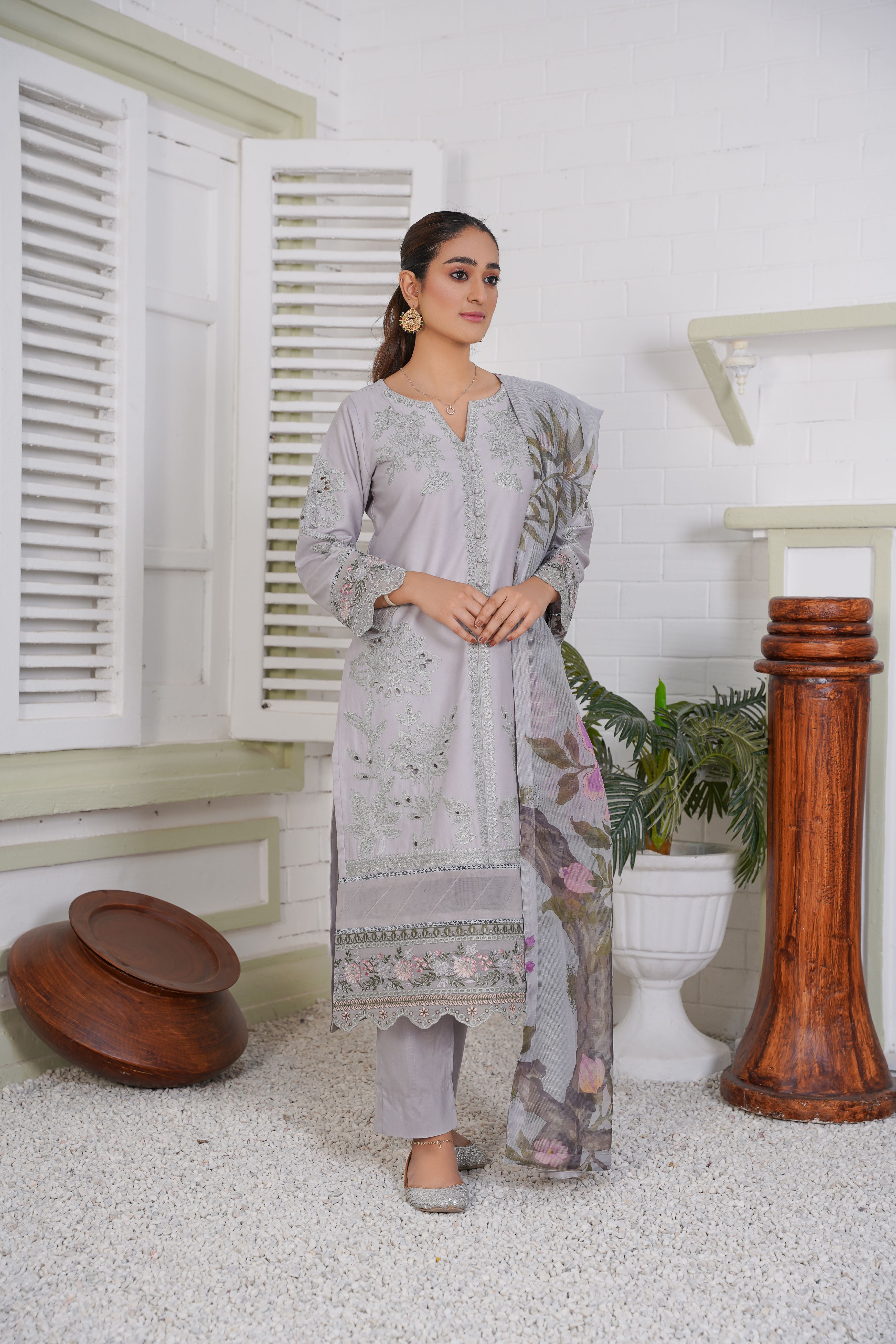 Pret embroidered chikankari 3-piece - ready to wear - Threads & Weaves