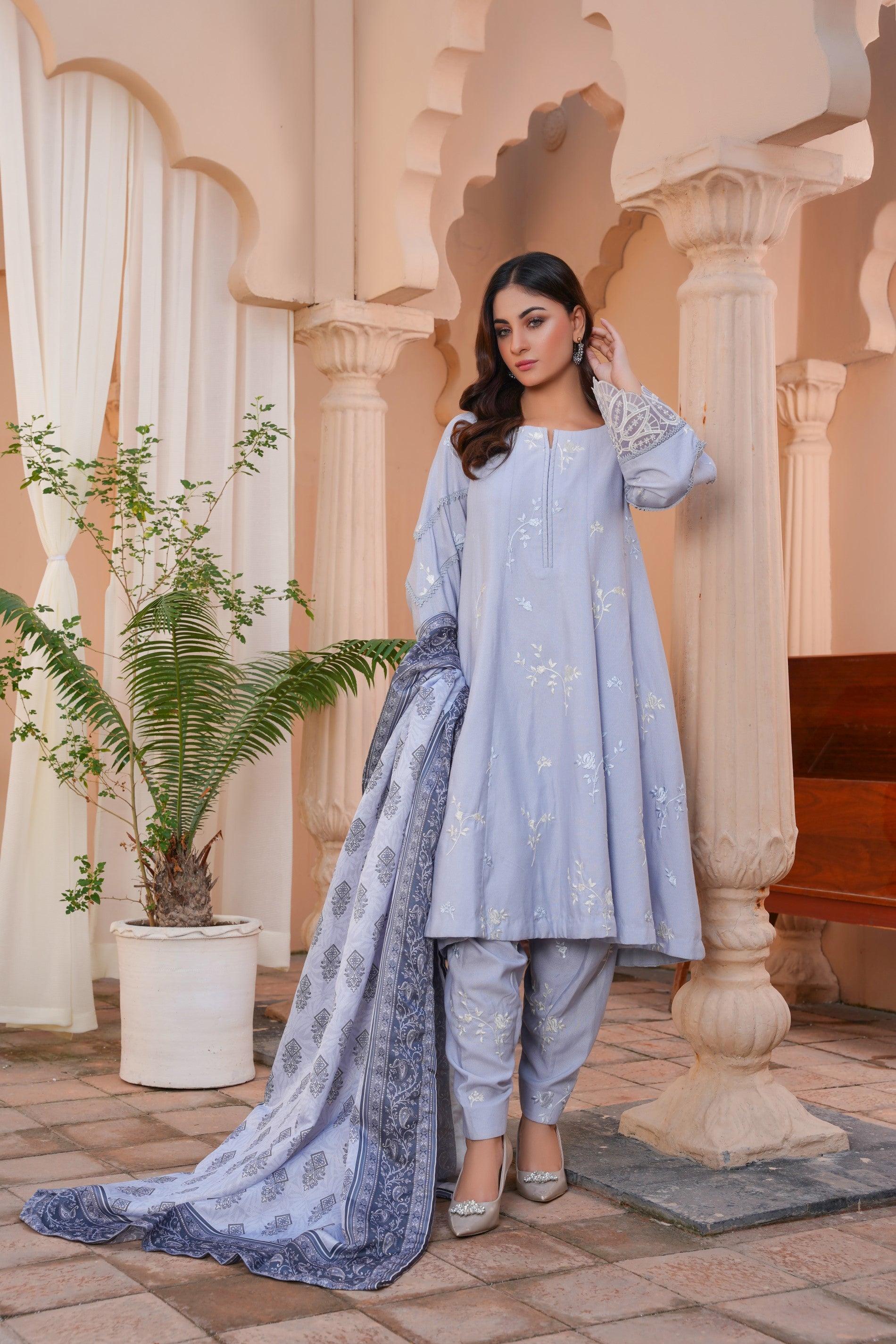 Karandi pret ice blue 3-piece - ready to wear - Threads & Weaves