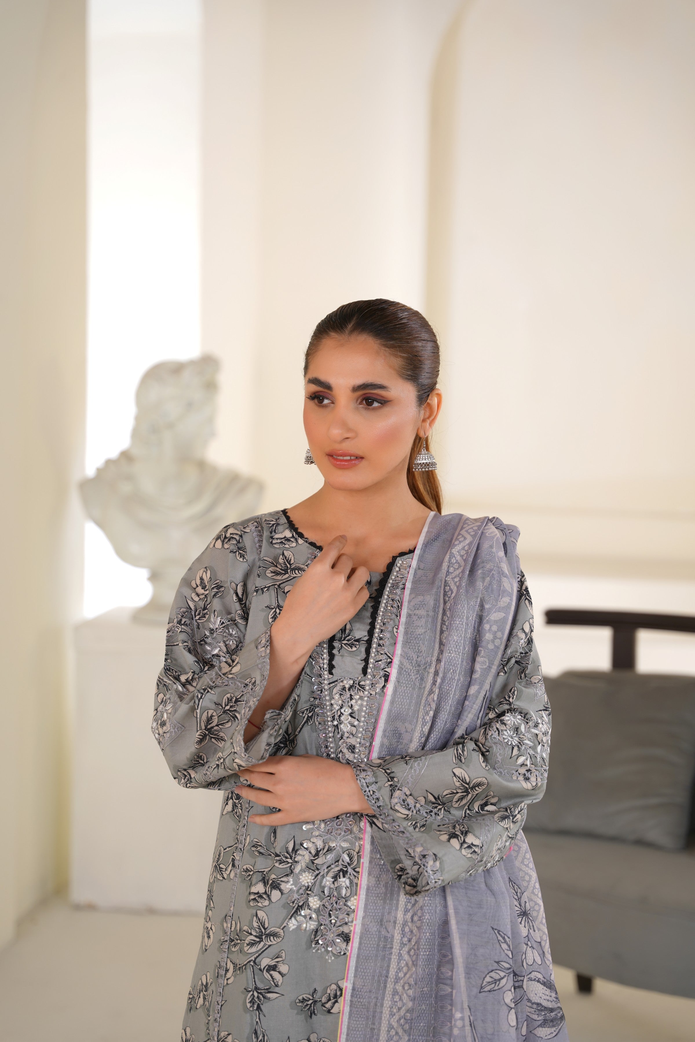 Silver Mist – Embroidered Lawn Ready to Wear 3PC