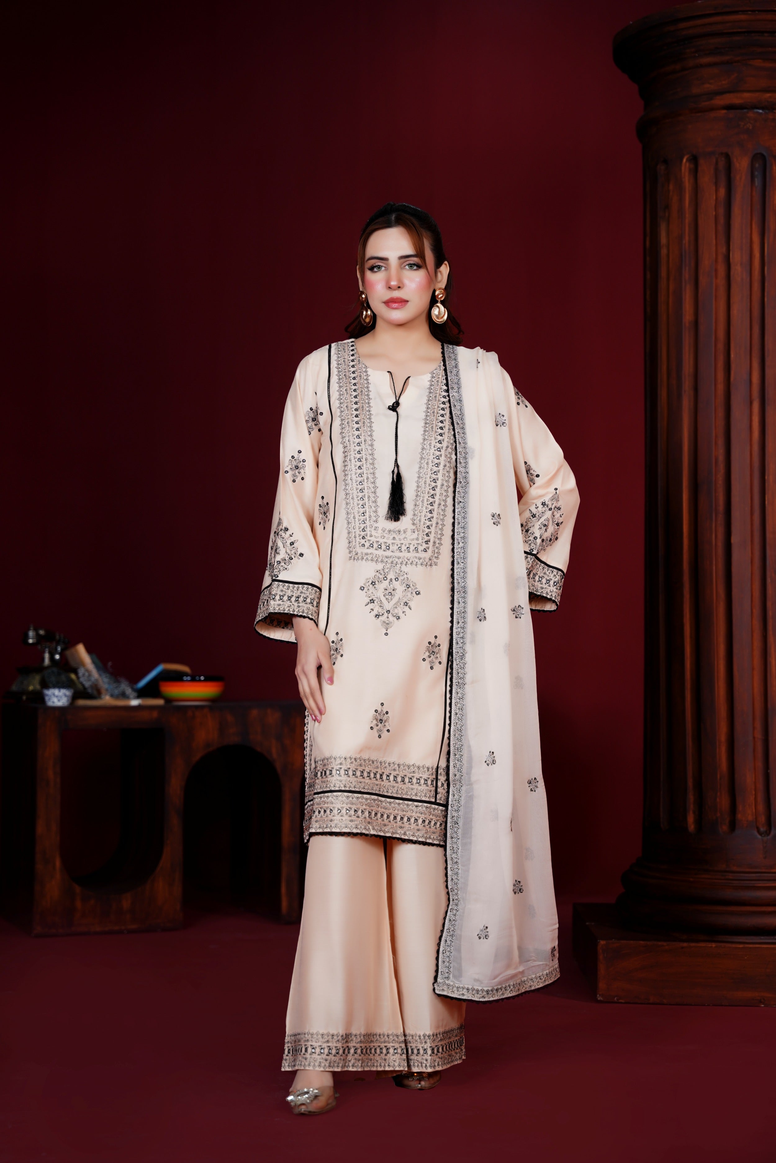 Elegant Beige Viscose Ready-to-Wear 3 Piece Suit