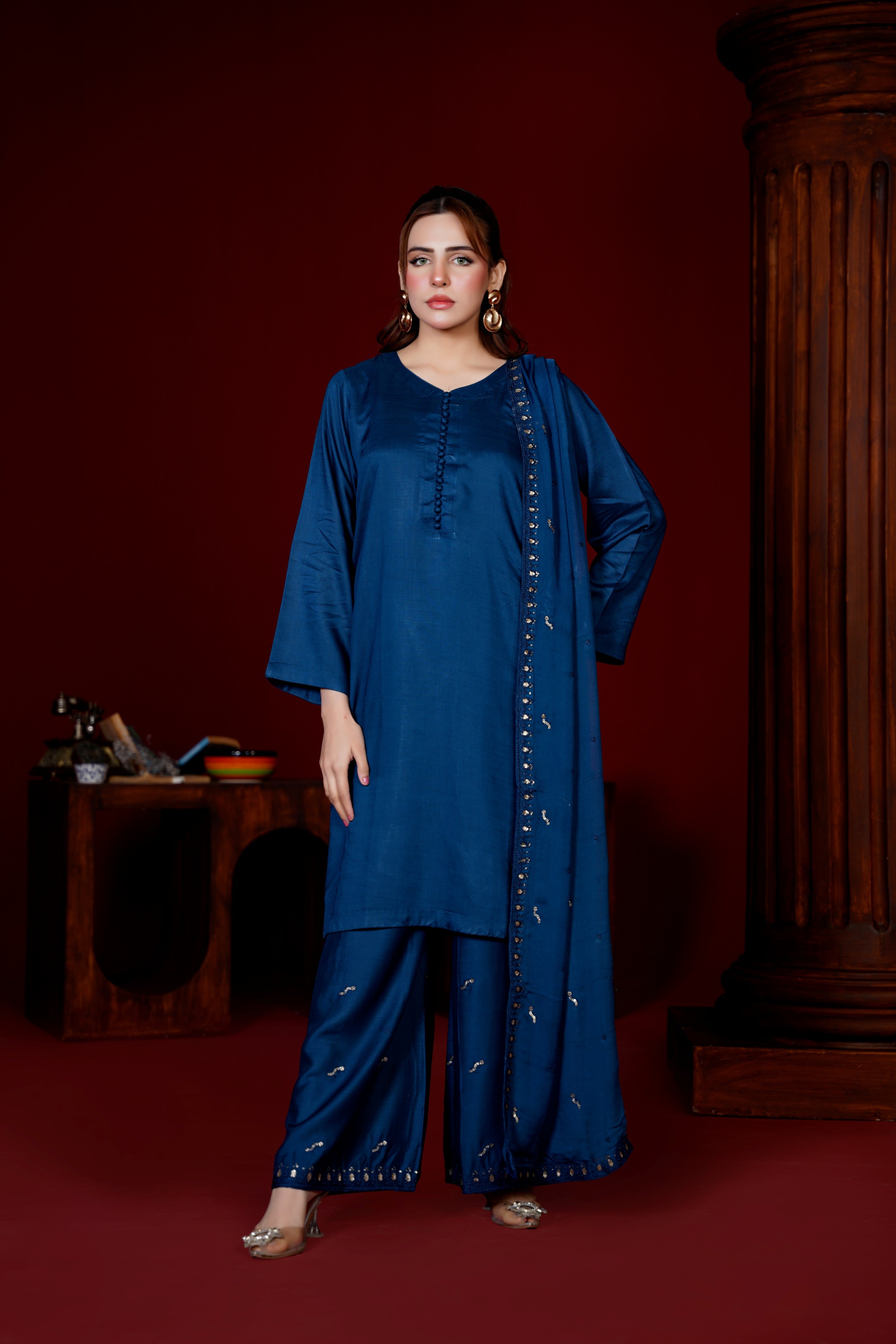 Midnight blue viscose suit - ready to wear - Threads & Weaves