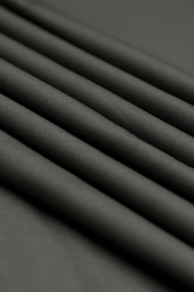 Men – Threads & Weaves
