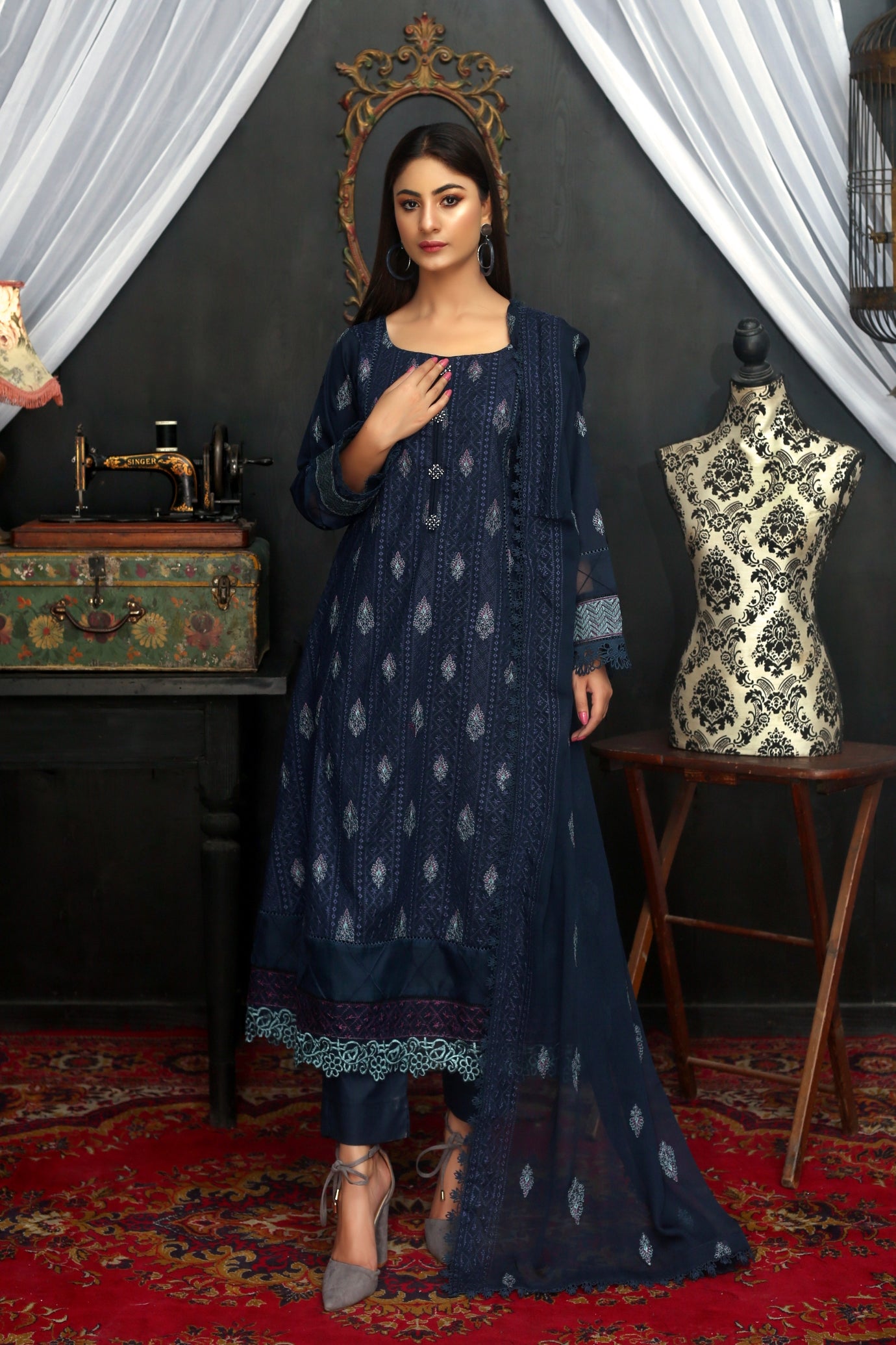 Elegant 3-Piece Embroidered Lawn Suit | Threads&Weaves. – Threads & Weaves