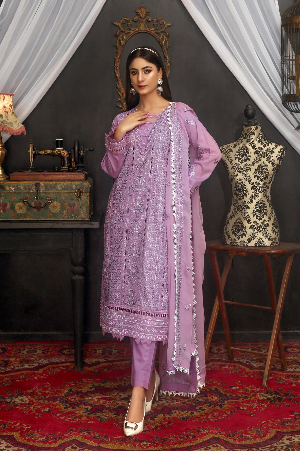 Elegant 3-Piece Embroidered Lawn Suit | Threads&Weaves. – Threads & Weaves